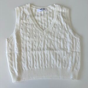 Double Zero Cable Knit Sweater Vest Ivory White V Neck Medium Academia Preppy